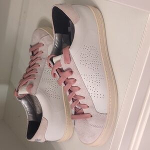 P448 Women's Johns Low Top Sneakers, Size 42